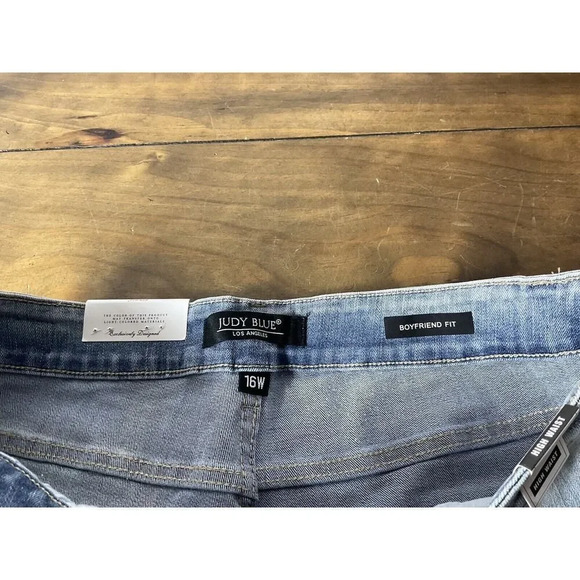 Judy Blue High Rise 16W Light Wash Stretch Denim Women’s Boyfriend Fit Jeans - Picture 7 of 13